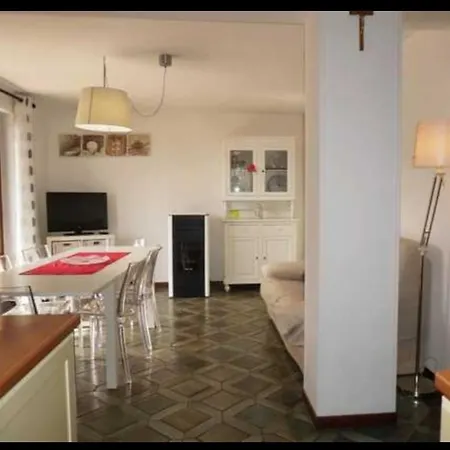 Cerqueto Apartment *